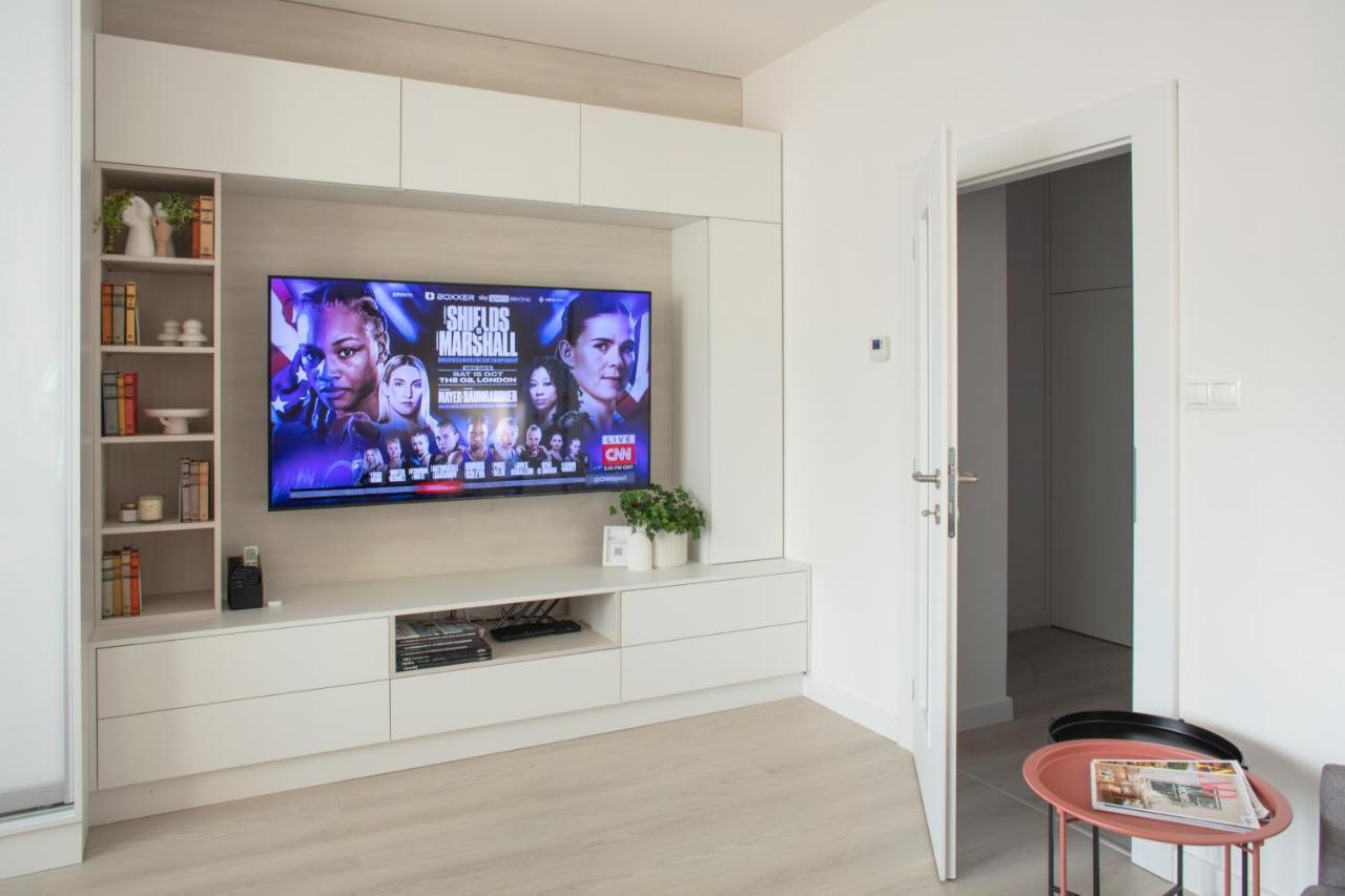 Light Room By Zoom Apartments Pressburg Exterior foto